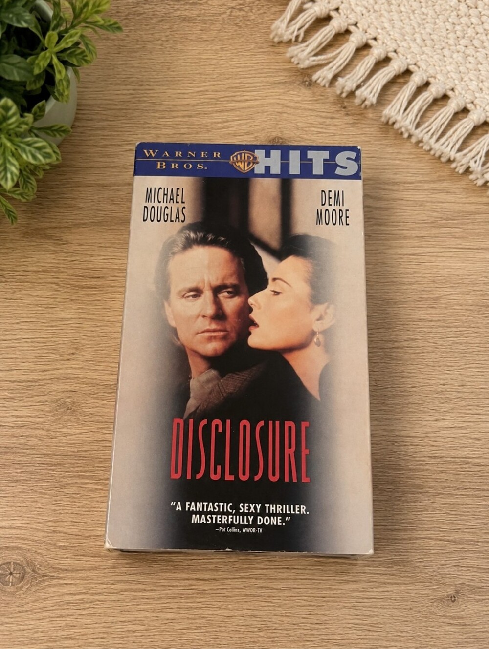 Disclosure Warner bros VHS video tape